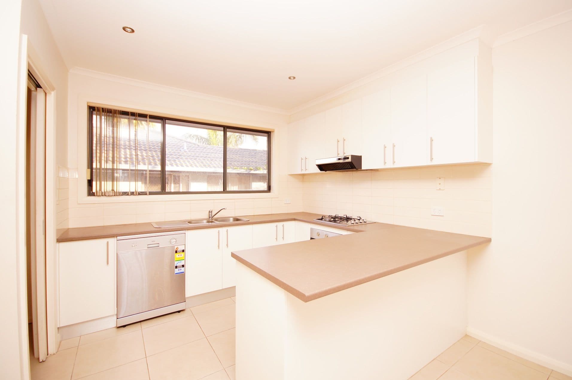 46 Kings Road, St Albans VIC 3021, St Albans - Thumbnail 2