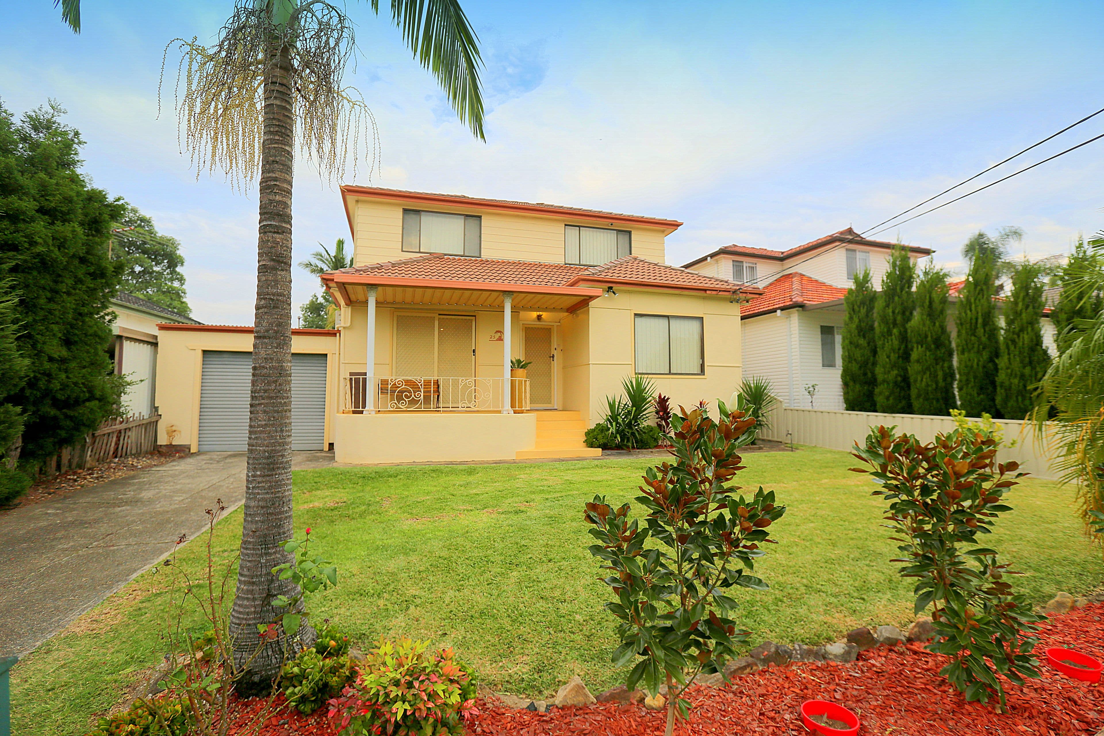 25 Wenke Crescent, Yagoona - Thumbnail 2