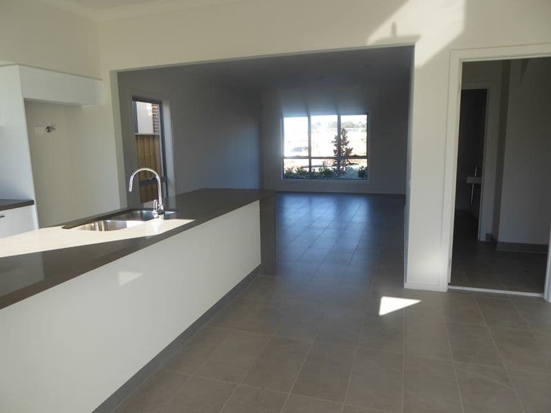 11 Mooney Avenue, Moorebank NSW 2170, Moorebank - Thumbnail 3