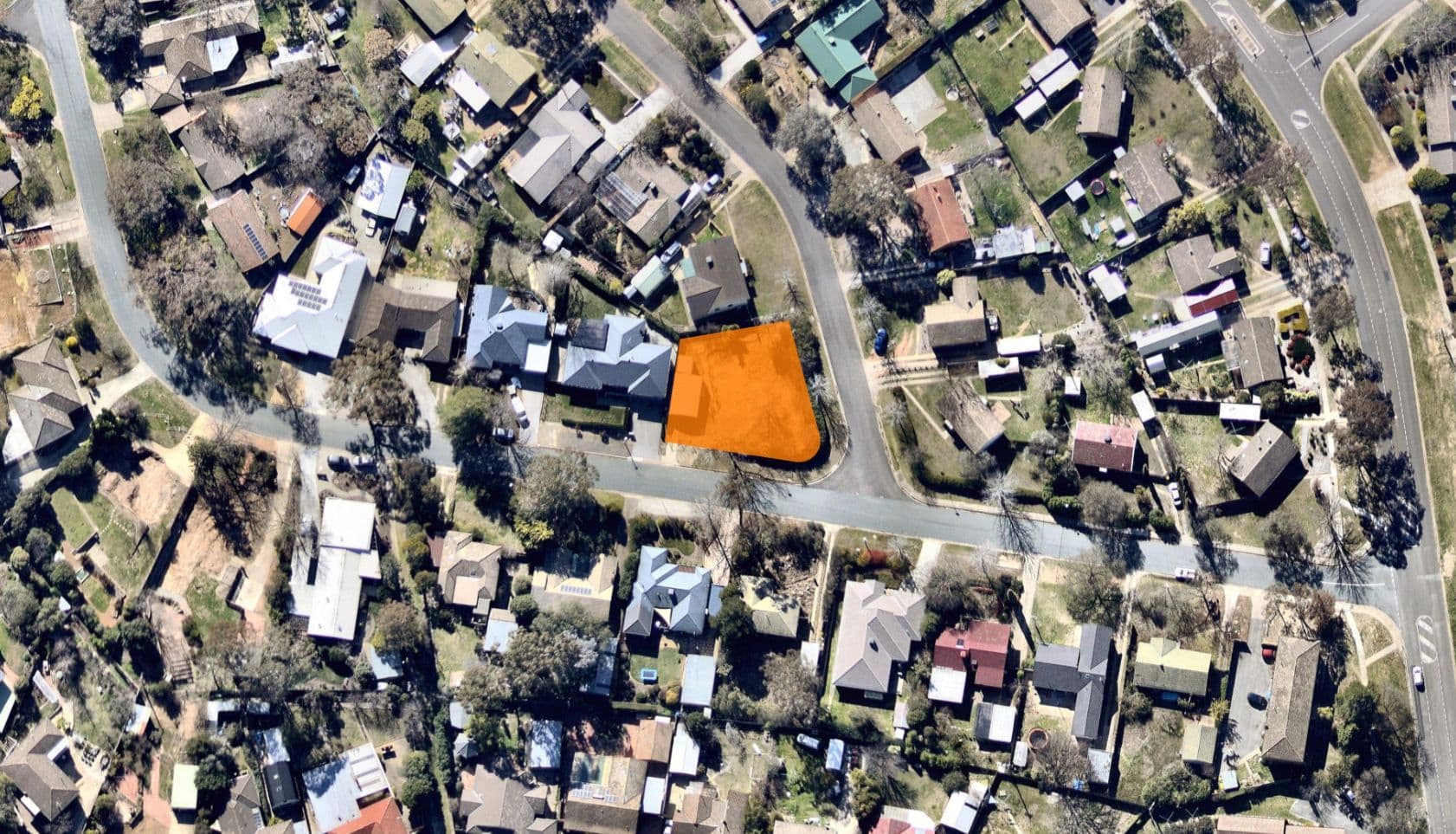 10 Derwent Street, Lyons ACT 2606, Lyons - Image 1