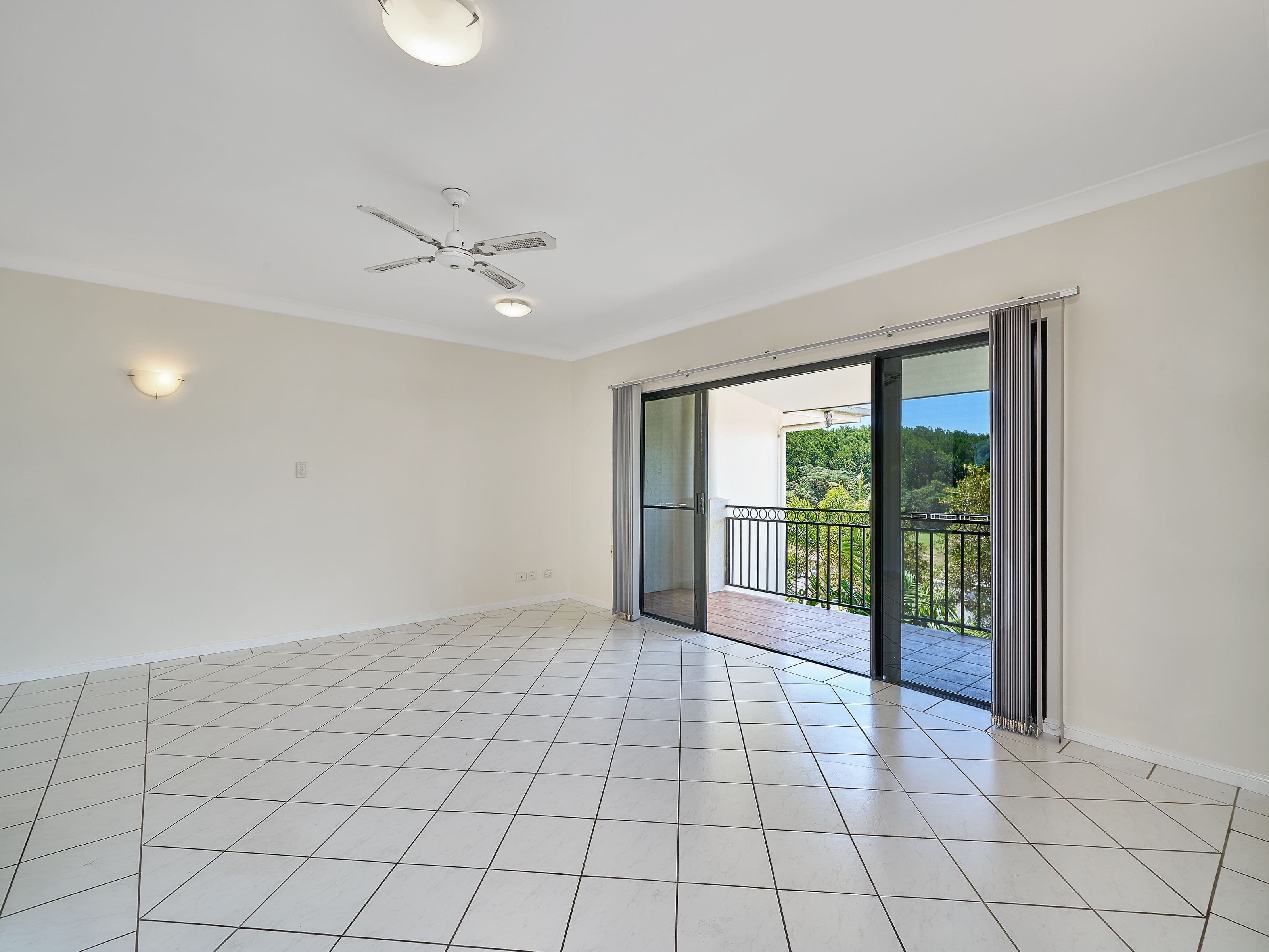 293 Esplanade, Cairns North QLD 4870, Cairns North - Thumbnail 5