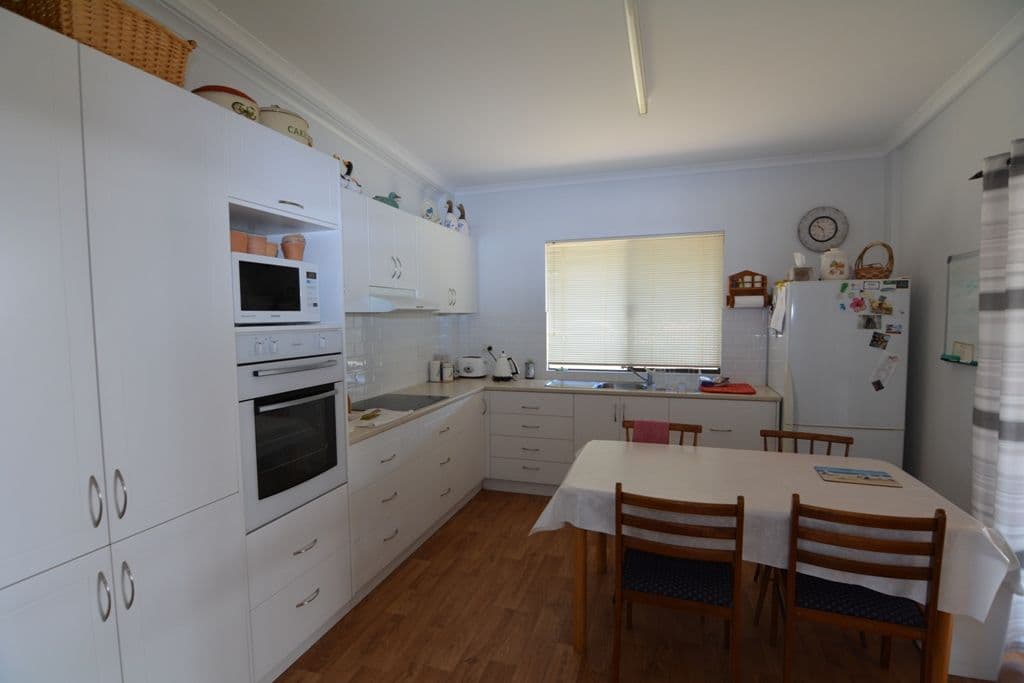 14 Margaret Row, Carnarvon WA 6701, East Carnarvon - Thumbnail 3