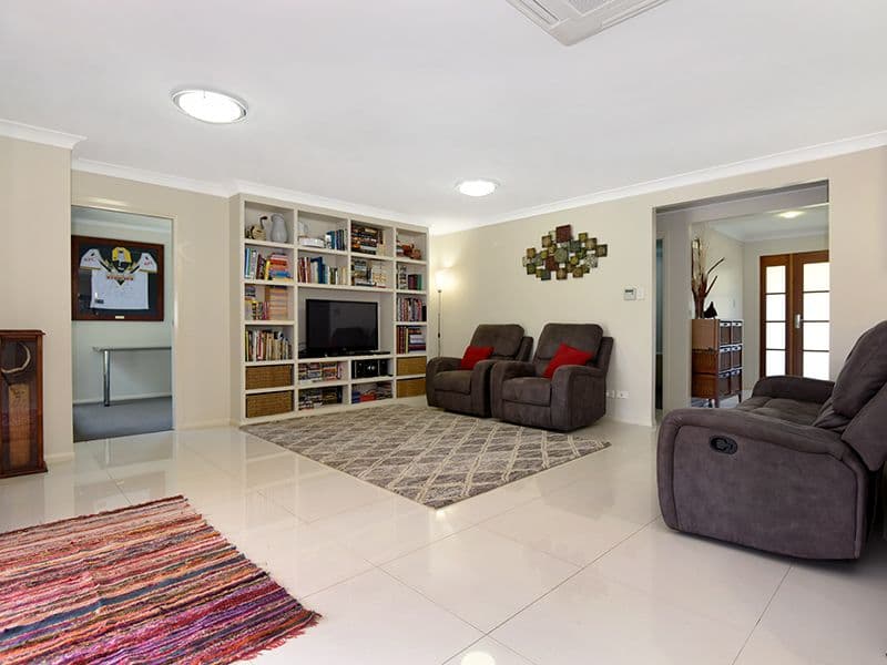 16 Parkway Drive, Highfields QLD 4352, Highfields - Thumbnail 4