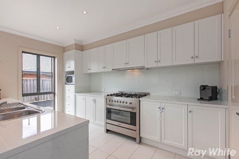 18 Powlett Street, Mernda VIC 3754, Mernda - Thumbnail 2