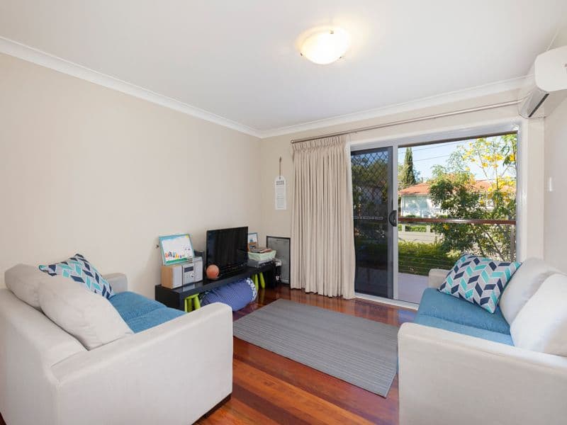 4 Bakewell Street, Mount Gravatt East QLD 4122, Mount Gravatt East - Thumbnail 2
