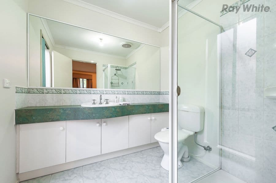 5 Tulip Court, Hillside VIC 3037, Hillside - Thumbnail 6