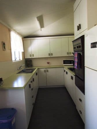 38 Fir Street, Barcaldine QLD 4725, Barcaldine - Thumbnail 2