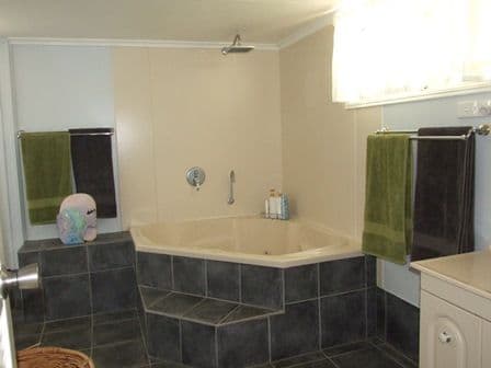 38 Fir Street, Barcaldine QLD 4725, Barcaldine - Thumbnail 8