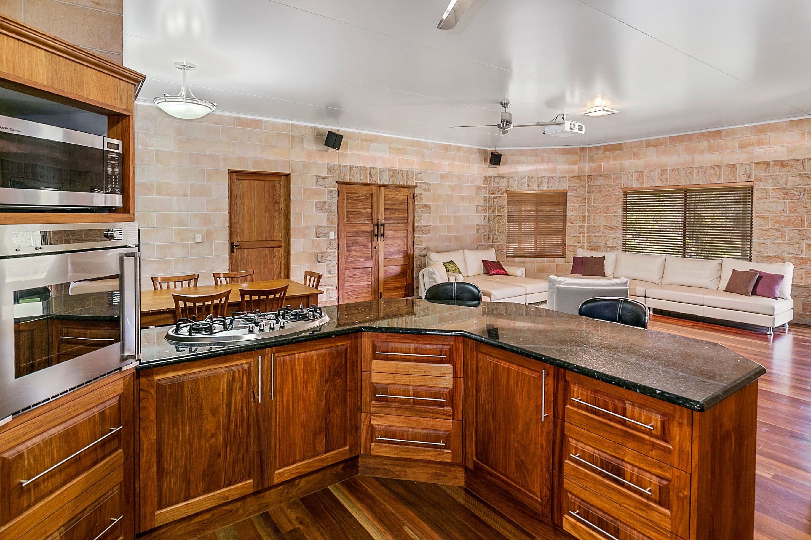 31 Redhill Road, Karrabin QLD 4306, Karrabin - Thumbnail 4