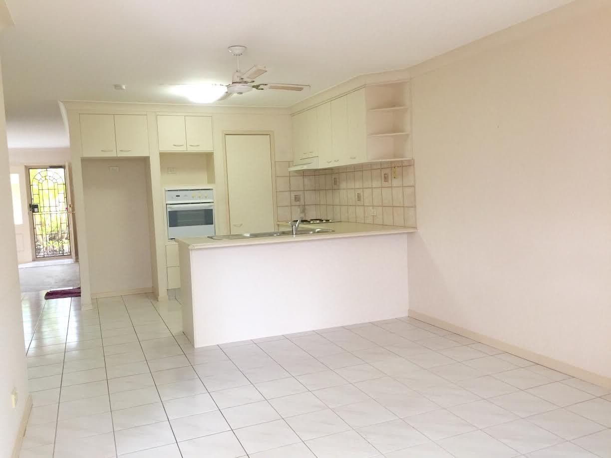 4 Ruby Court, Burleigh Waters QLD 4220, Burleigh Waters - Thumbnail 3