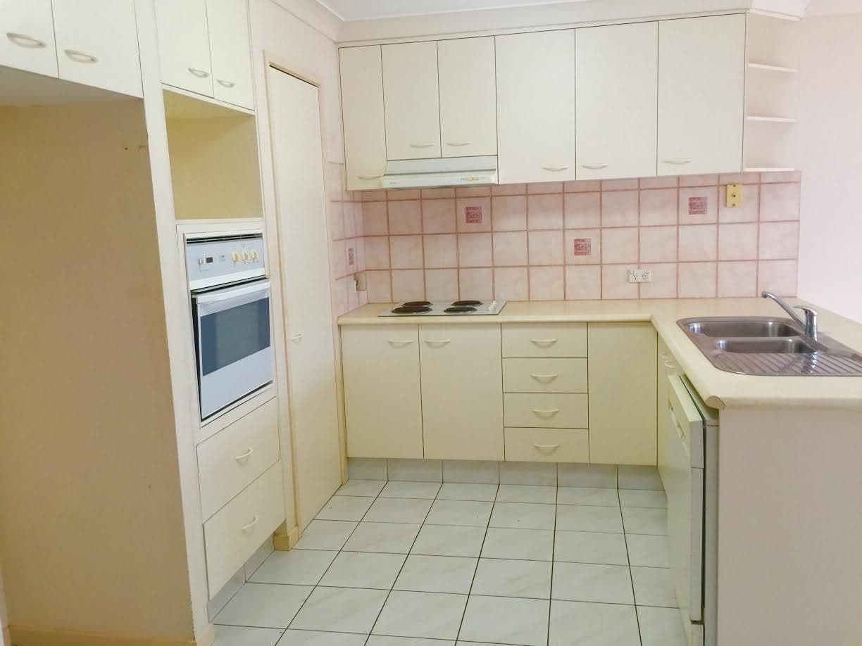 4 Ruby Court, Burleigh Waters QLD 4220, Burleigh Waters - Thumbnail 4