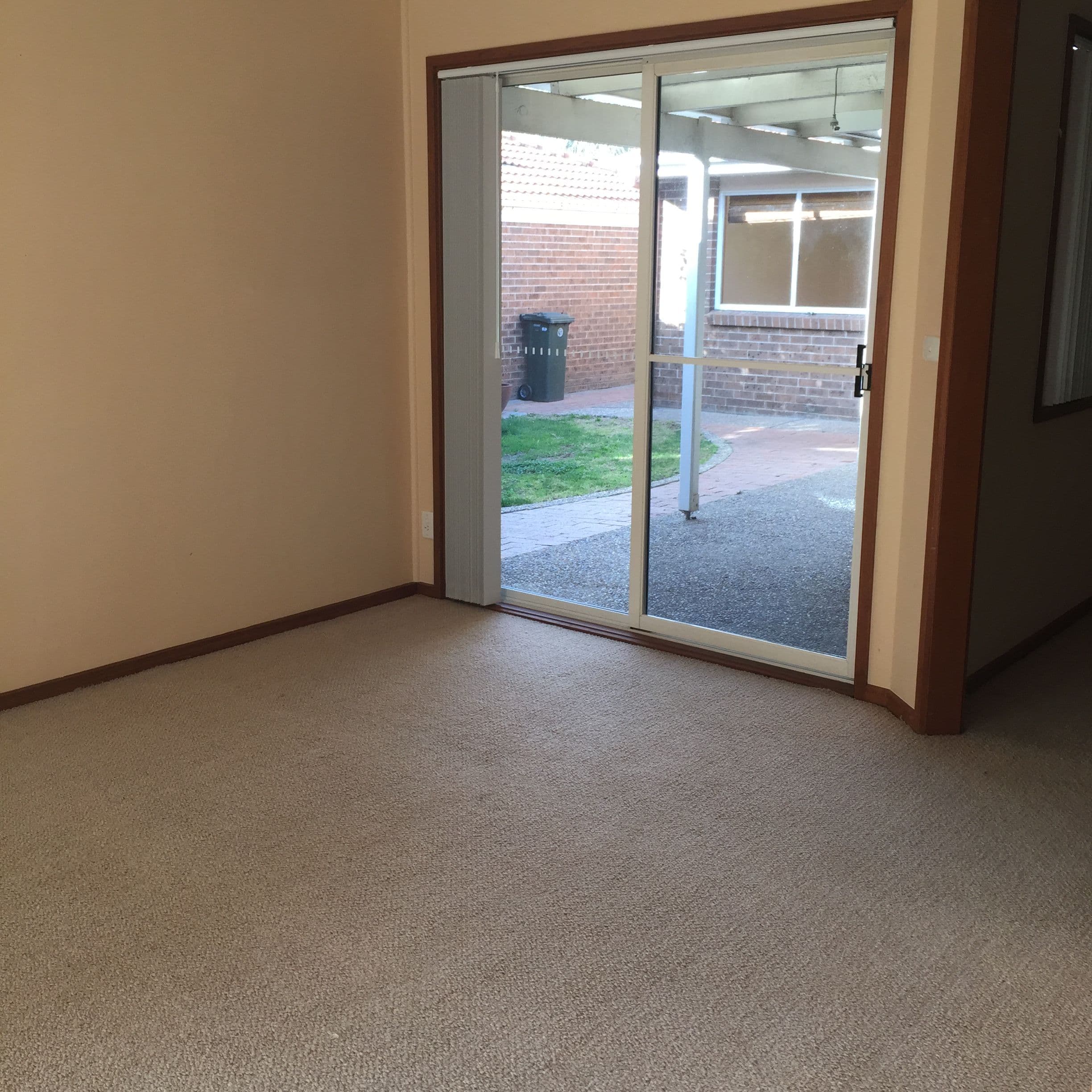 13 Ringrose Crescent, Isaacs ACT 2607, Isaacs - Thumbnail 2