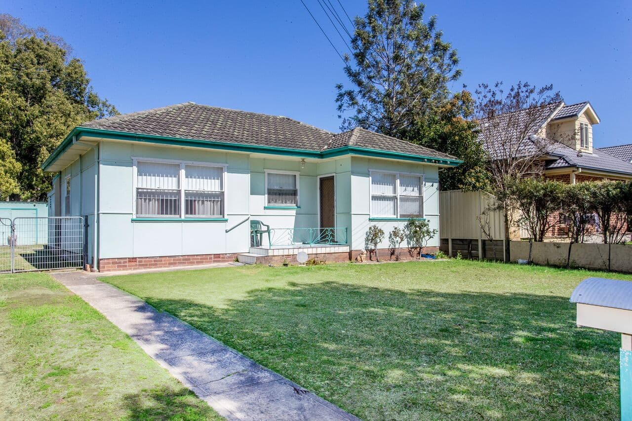 24 Stafford Street, Kingswood - Thumbnail 2