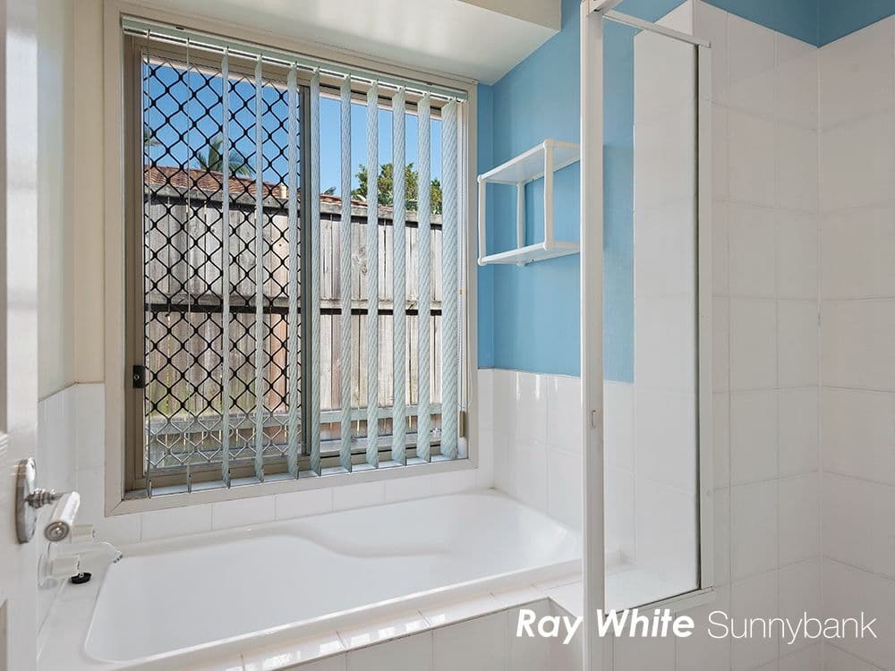 10 Earls Court, Calamvale QLD 4116, Calamvale - Thumbnail 8