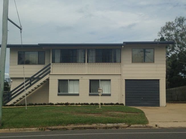 10 Booth Avenue, Tannum Sands QLD 4680, Tannum Sands - Image 1