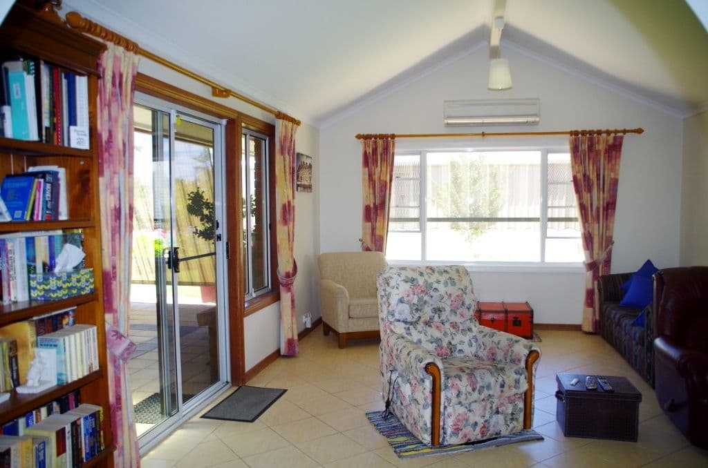 98 Ral Ral Avenue, Renmark SA 5341, Renmark - Thumbnail 7