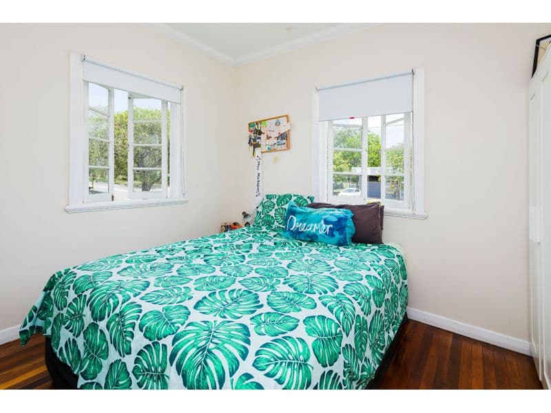 26 Rowton Street, Holland Park QLD 4121, Holland Park - Thumbnail 5