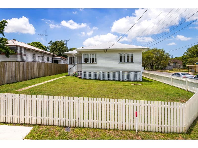 26 Rowton Street, Holland Park QLD 4121, Holland Park - Image 1