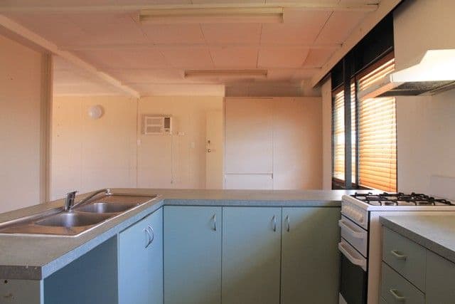 4/1 Hearn Place, Carnarvon WA 6701, Carnarvon - Thumbnail 3
