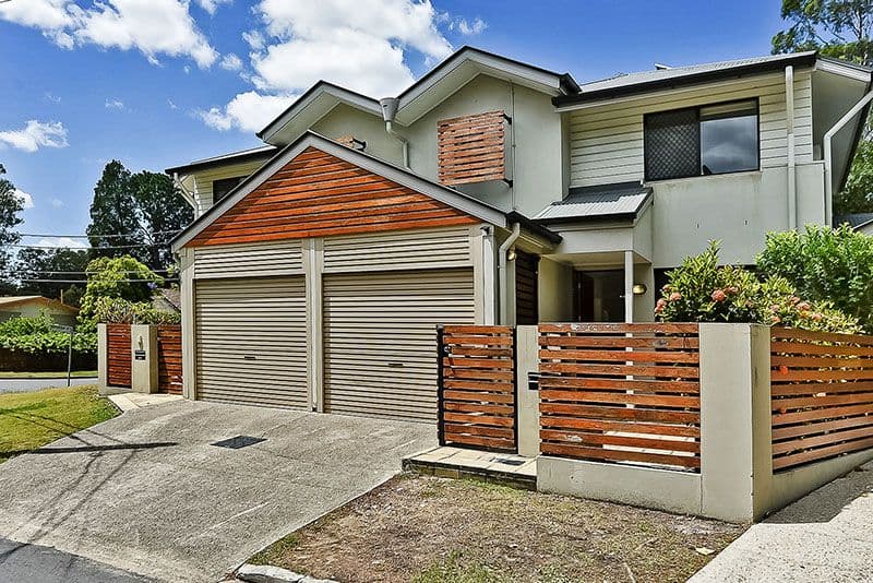 2/8 Campus Street, Indooroopilly QLD 4068, Indooroopilly - Thumbnail 2