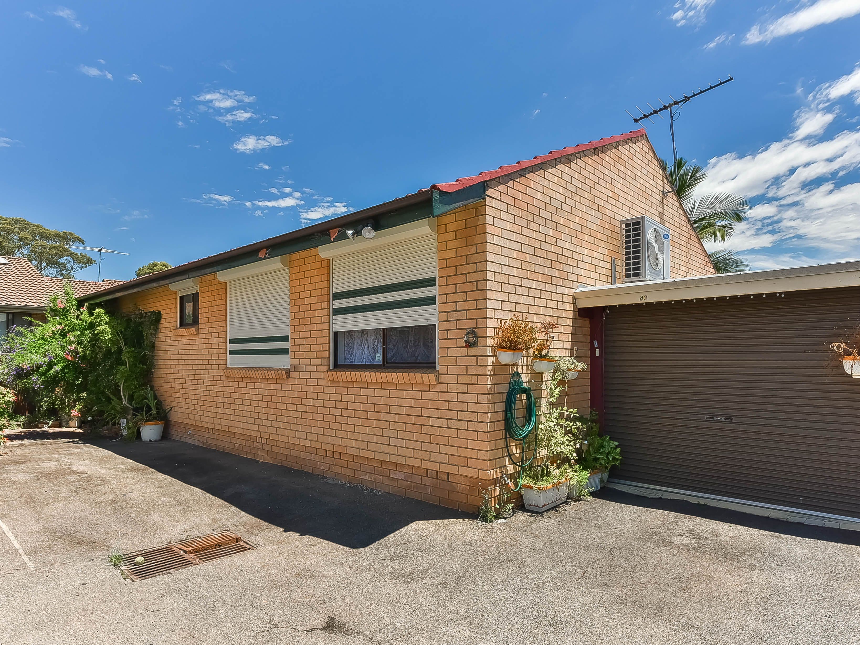 37 Currawong Street, Ingleburn NSW 2565, Ingleburn - Image 1