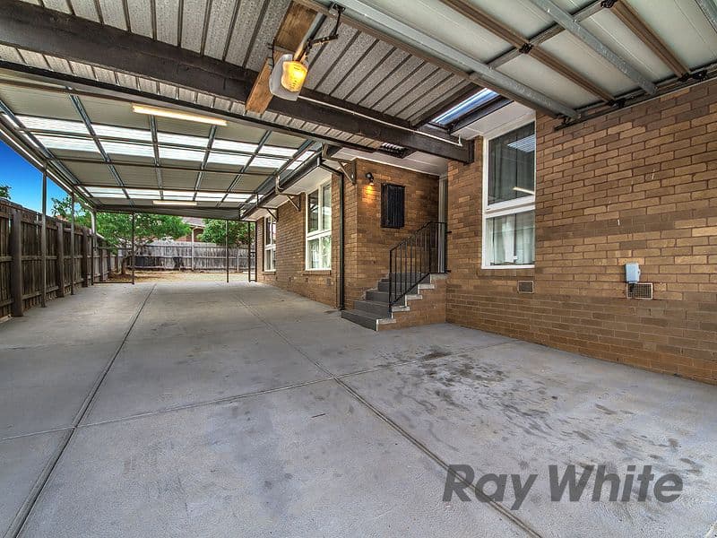 201 Taylors Road, St Albans VIC 3021, St Albans - Thumbnail 2