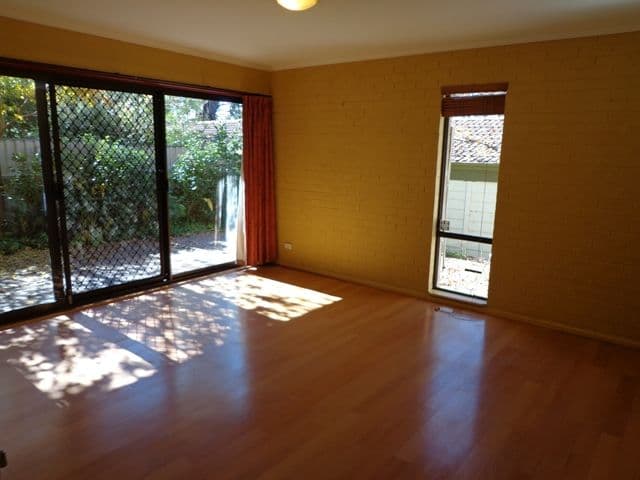 37/1 Playfair Place, Belconnen ACT 2617, Belconnen - Image 1