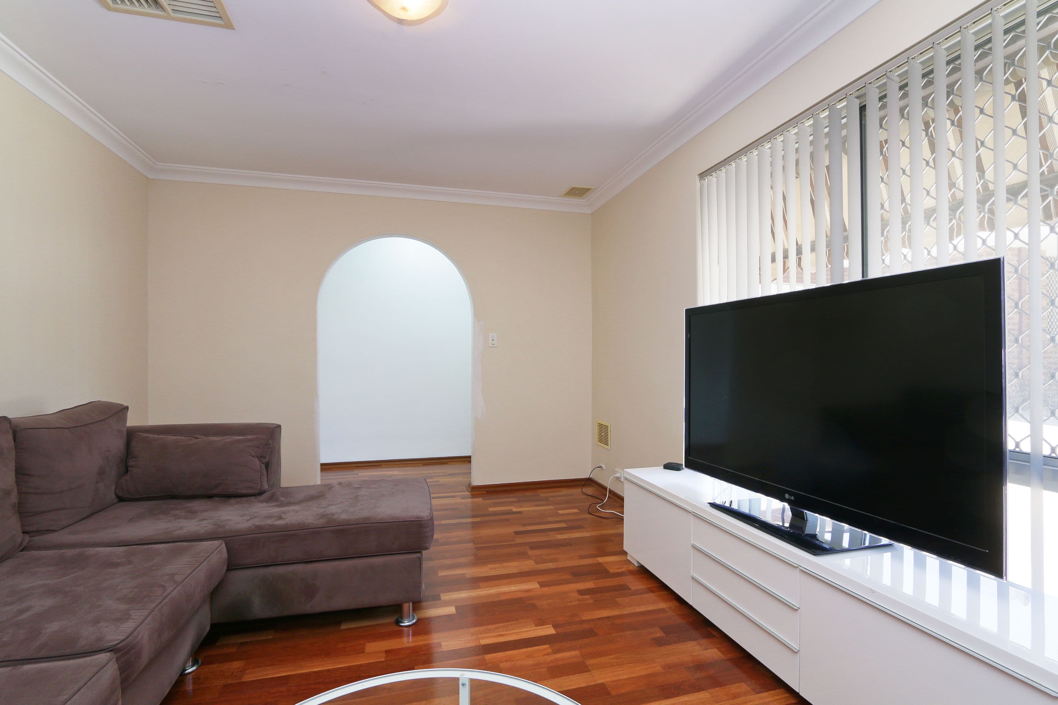 15b Anglesey Drive, Kardinya WA 6163, Kardinya - Thumbnail 5