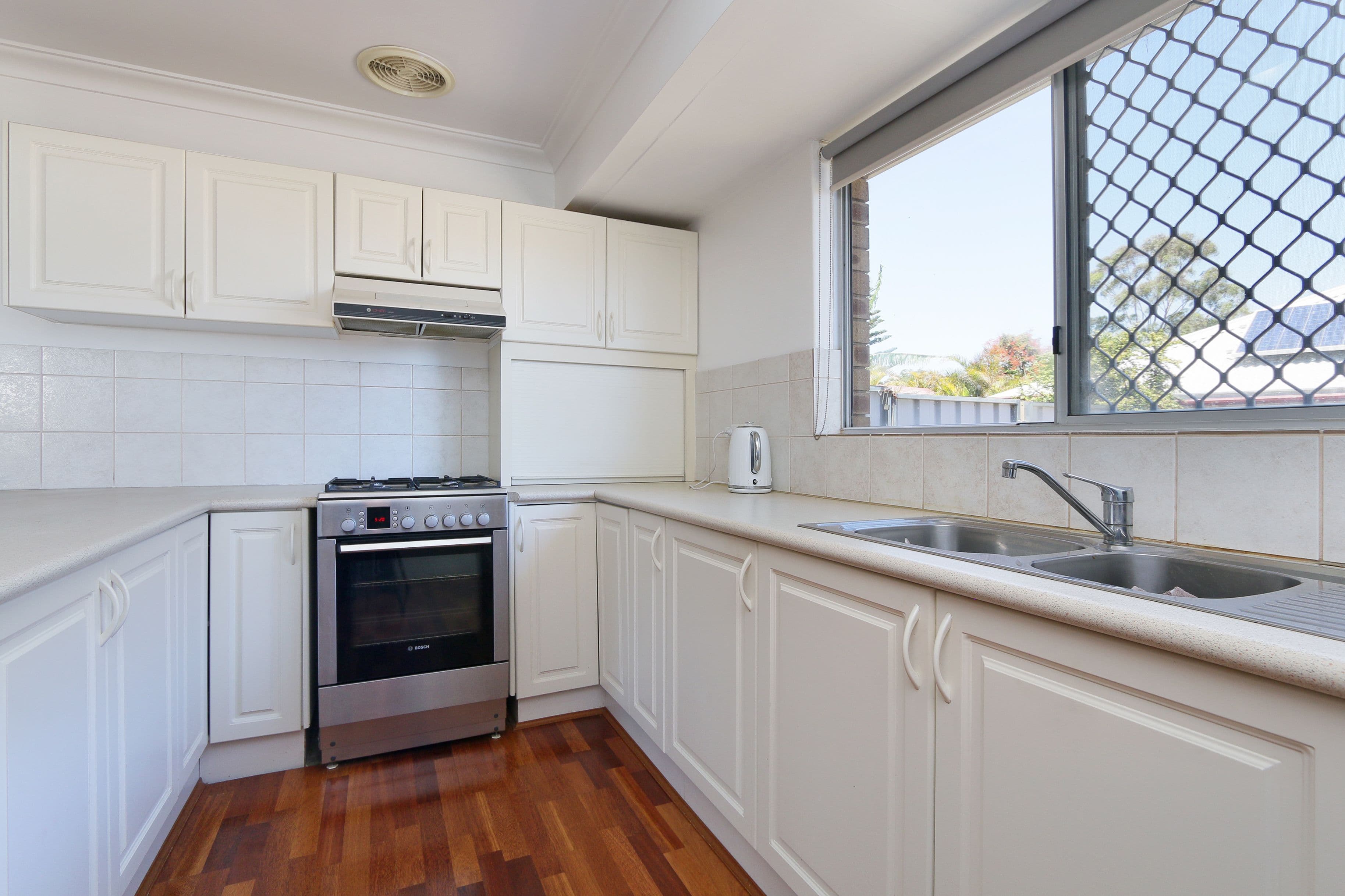 15b Anglesey Drive, Kardinya WA 6163, Kardinya - Thumbnail 8