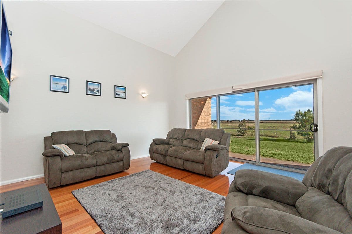 75 Cruise Street, Koroit VIC 3282, Koroit - Thumbnail 6