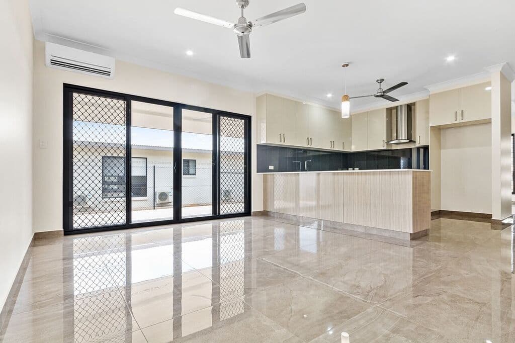 34 Tuckeroo Boulevard, Zuccoli NT 0832, Zuccoli - Thumbnail 2