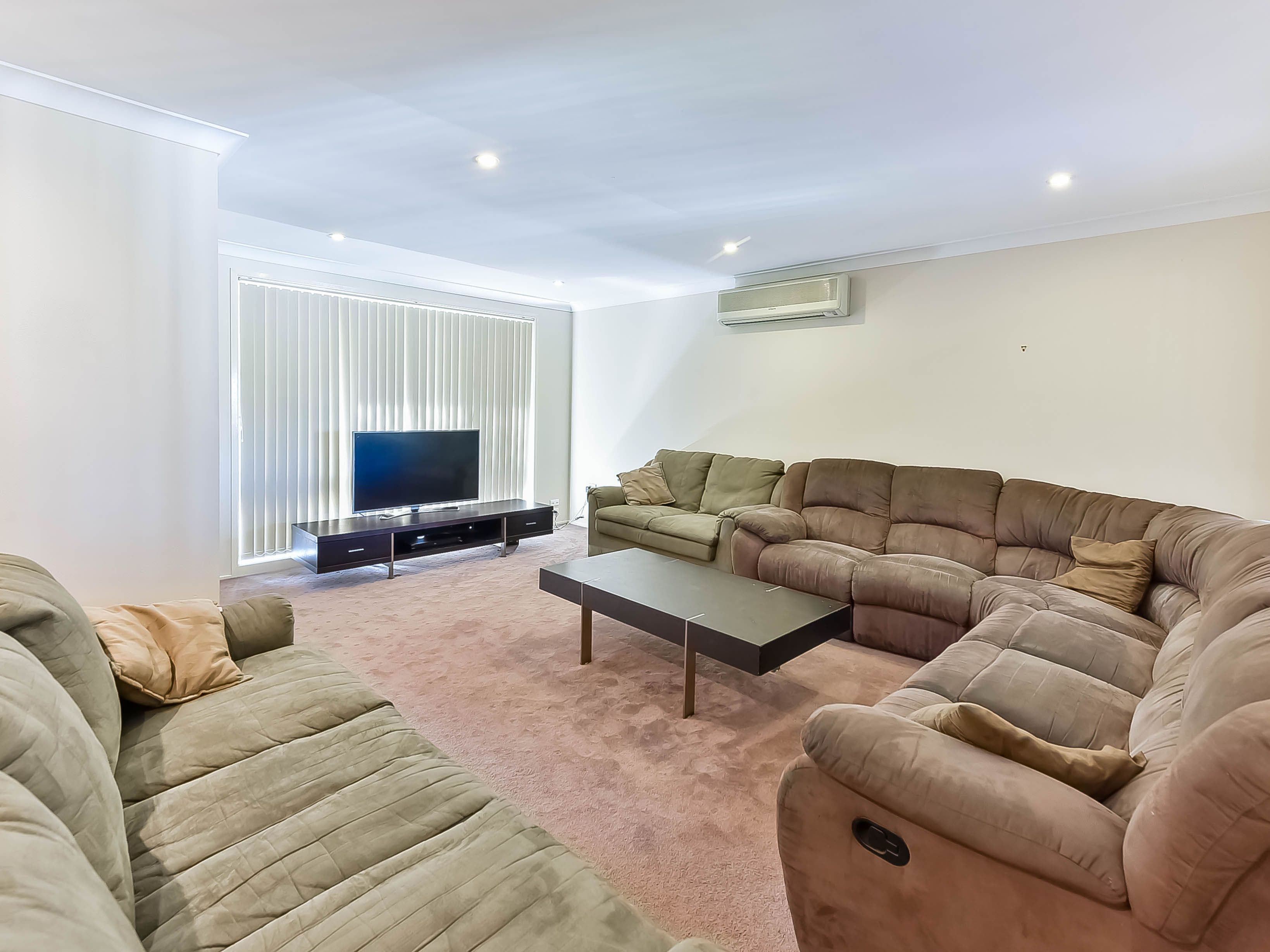 204 Eagleview Road, Minto - Thumbnail 2
