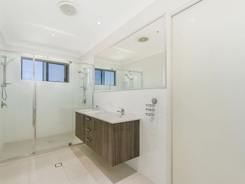 17 Torrington Street, Upper Coomera QLD 4209, Upper Coomera - Thumbnail 8