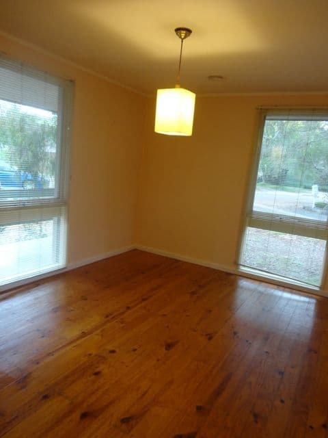 6 Shand Place, Latham ACT 2615, Latham - Thumbnail 3
