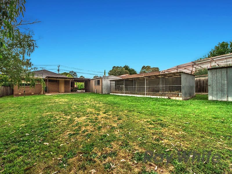 24 Joanne Avenue, Chirnside Park VIC 3116, Chirnside Park - Thumbnail 4