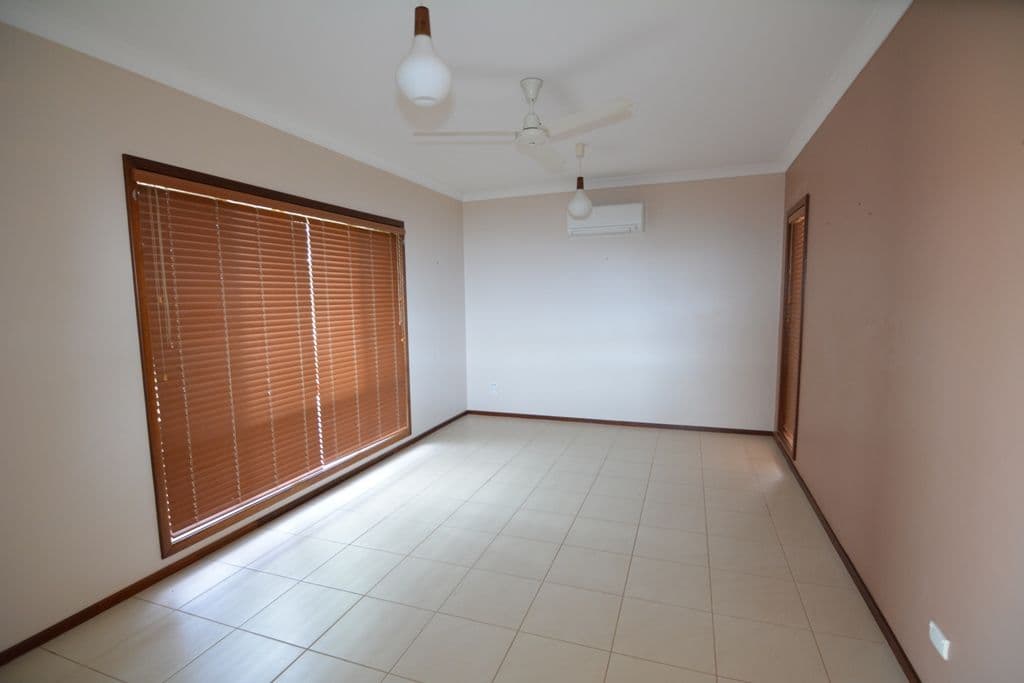 5 Buzolic Court, Carnarvon WA 6701, Brockman - Thumbnail 2