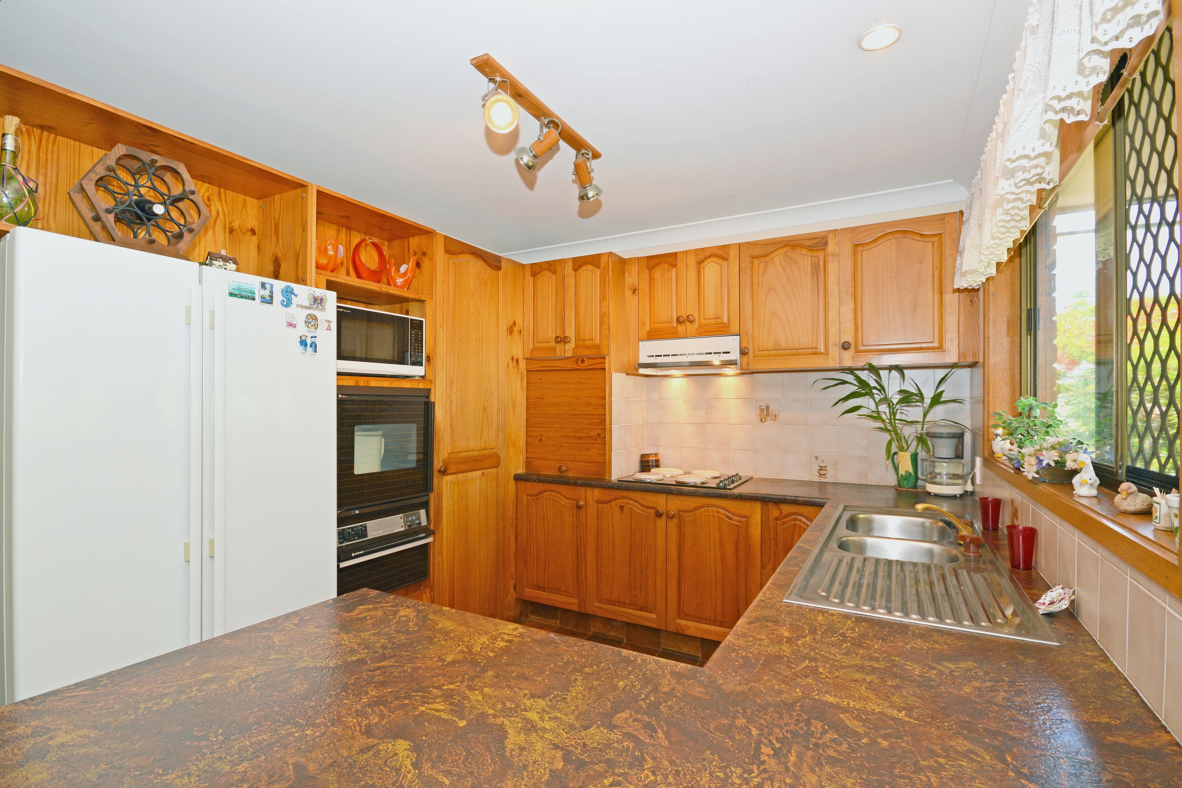 1 Durigan Place, Banora Point - Thumbnail 2