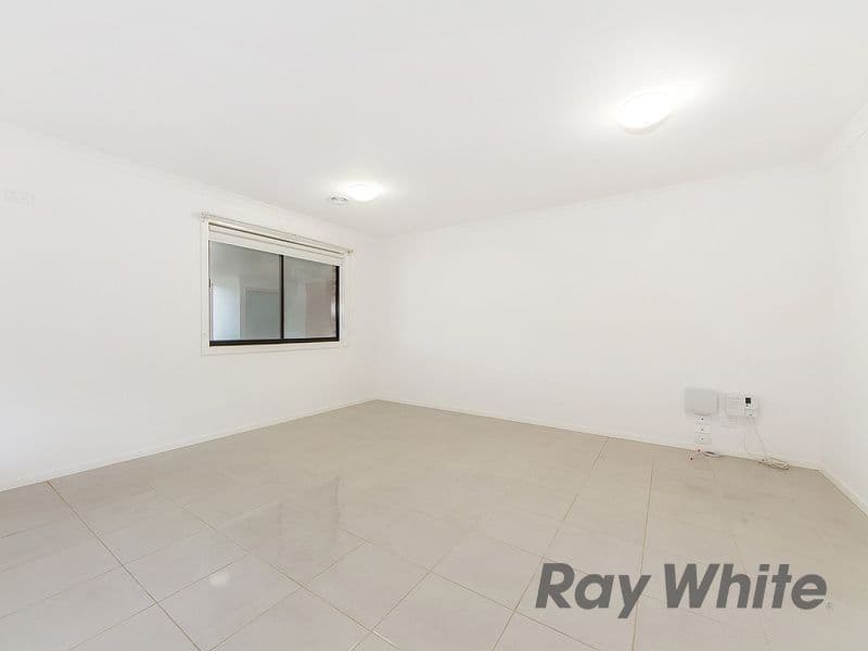 25 Riviera Drive, Hillside VIC 3037, Hillside - Thumbnail 3