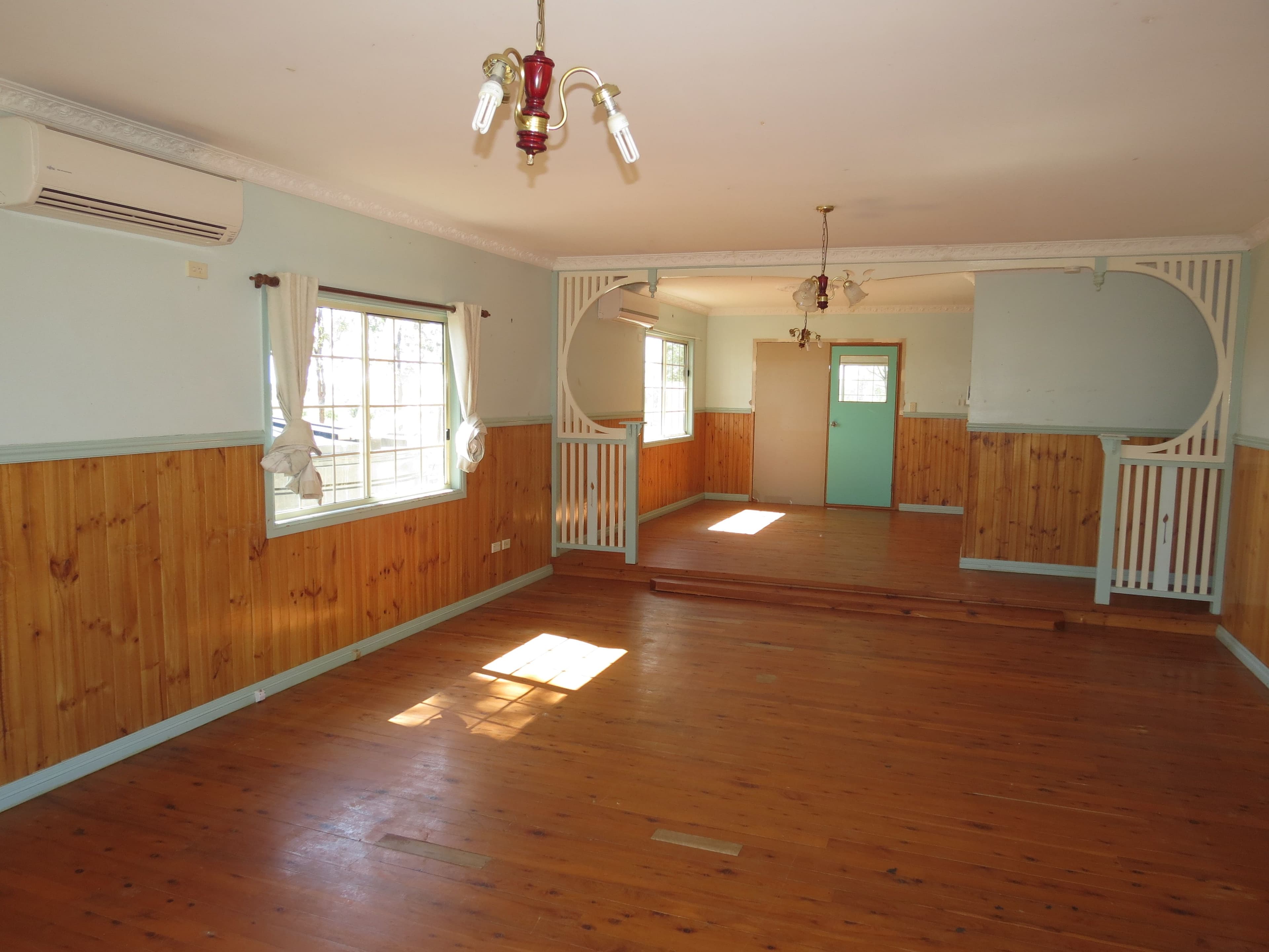 112 Glengallan Road, Emerald QLD 4720, Emerald - Thumbnail 4