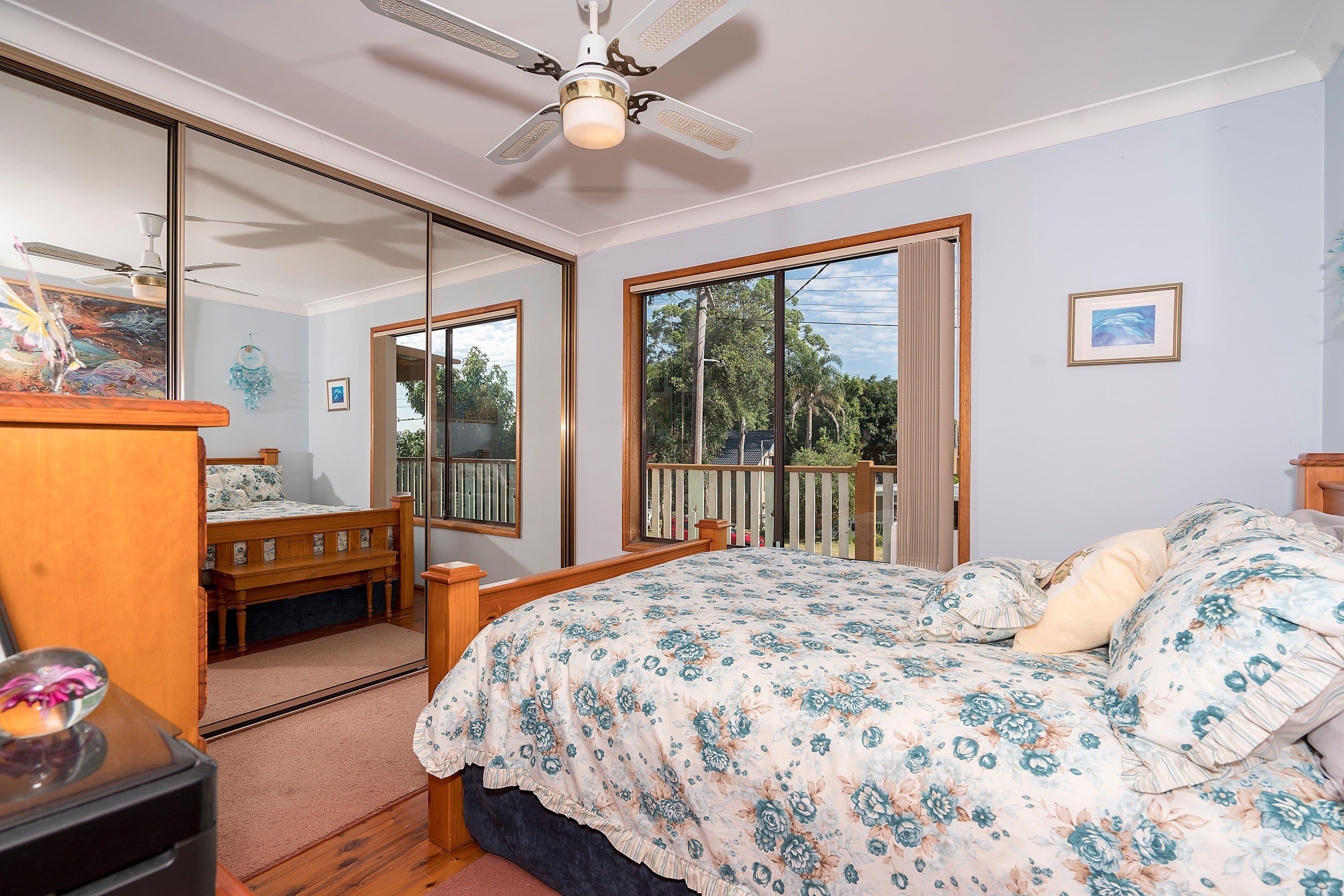 24 Roger Crescent, Berkeley Vale - Thumbnail 4