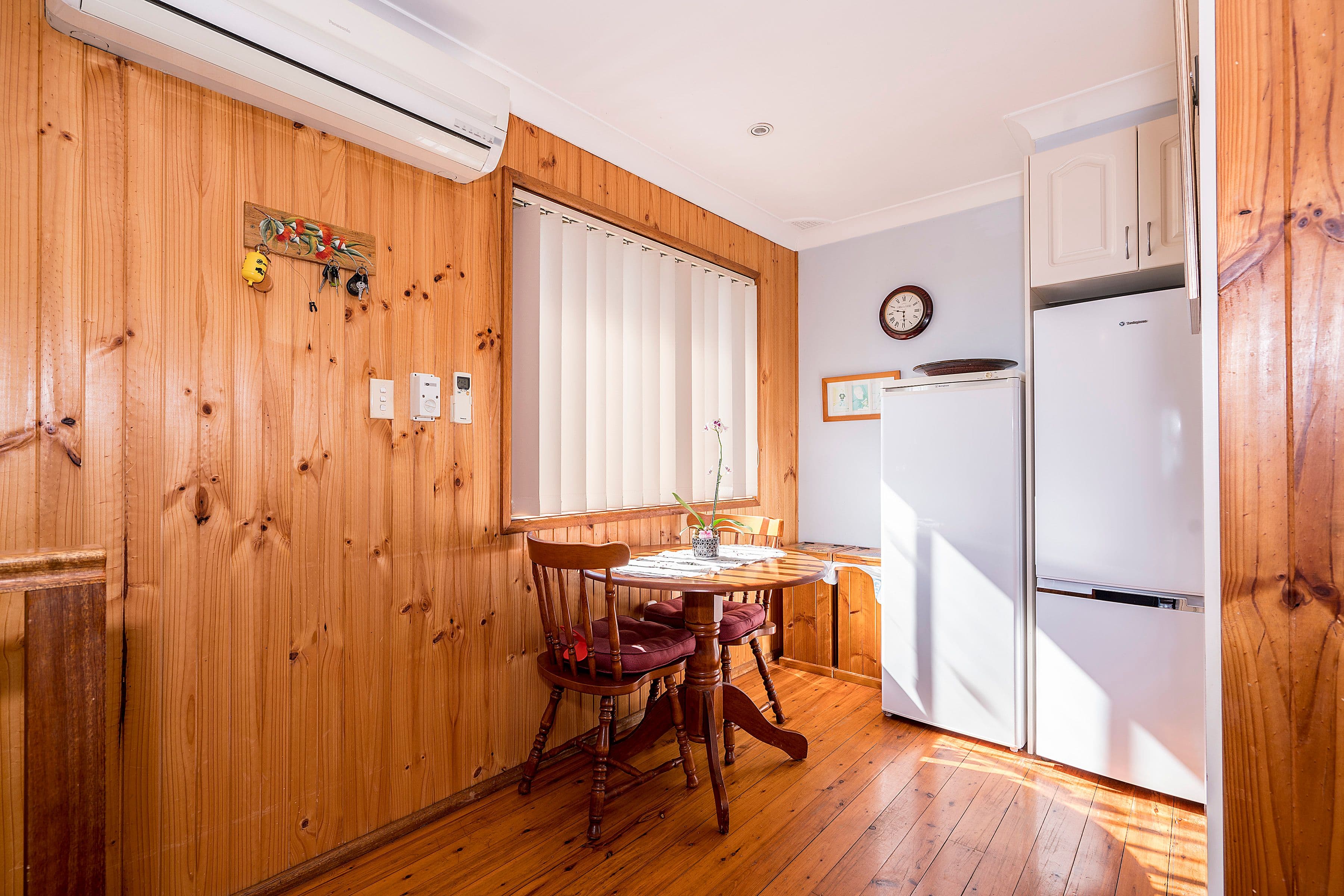 24 Roger Crescent, Berkeley Vale - Thumbnail 7