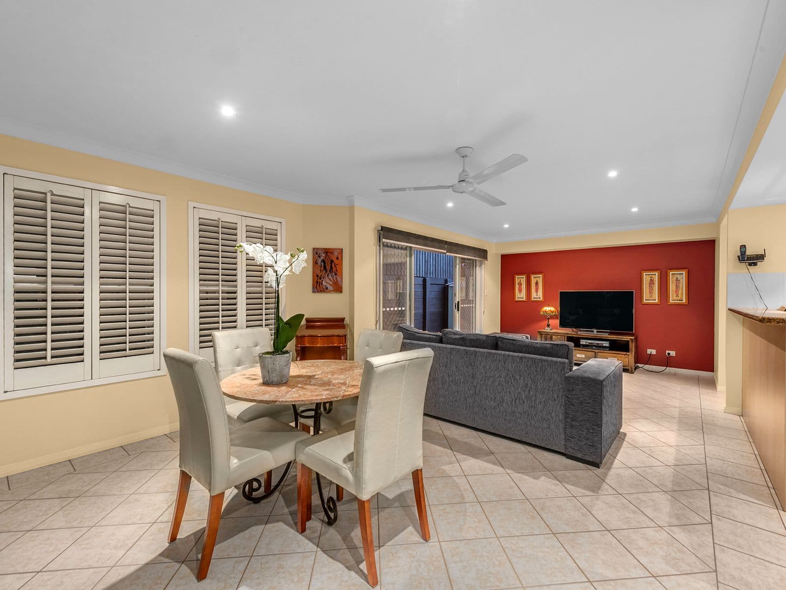 23 Flame Tree Crescent, Carindale QLD 4152, Carindale - Thumbnail 4