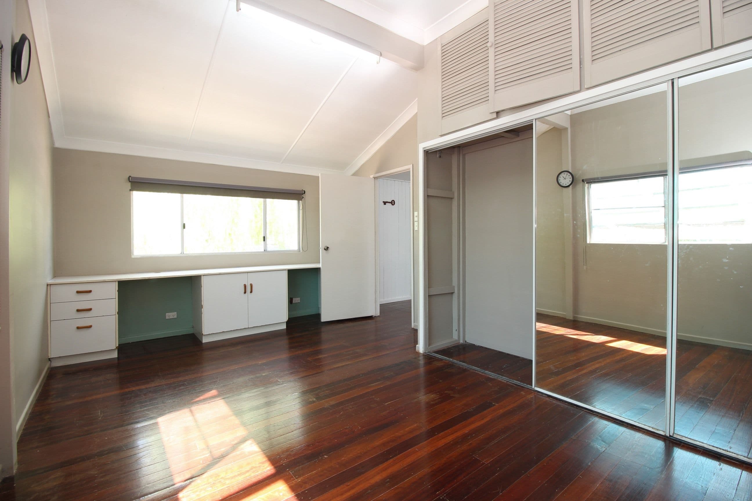 27 Lorraway Street, Emerald QLD 4720, Emerald - Thumbnail 8