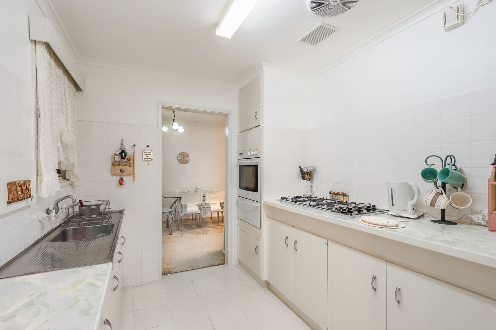 166 Monahans Road, Cranbourne VIC 3977, Cranbourne - Thumbnail 2