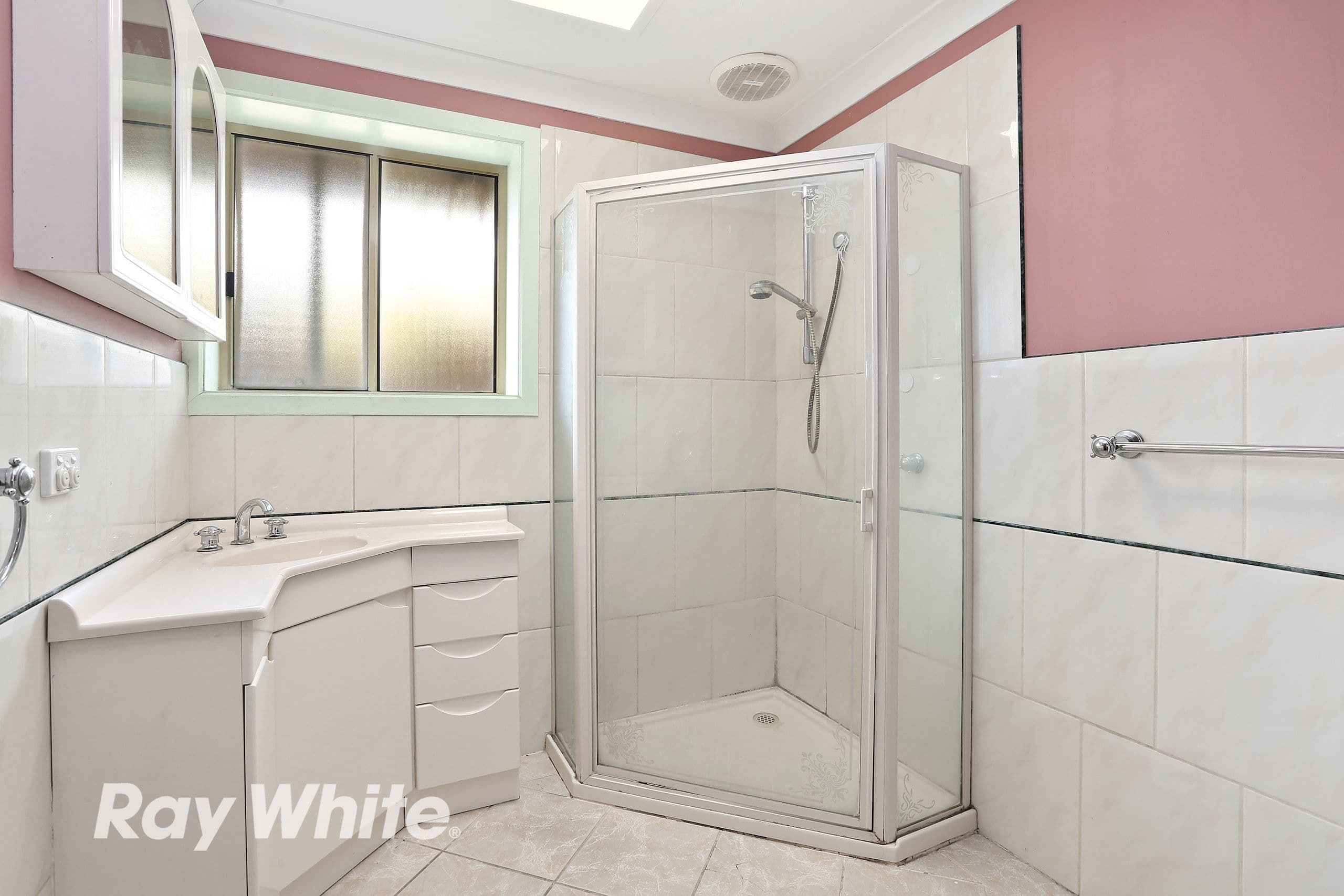 12 Macedon Avenue, Corio VIC 3214, Corio - Thumbnail 5