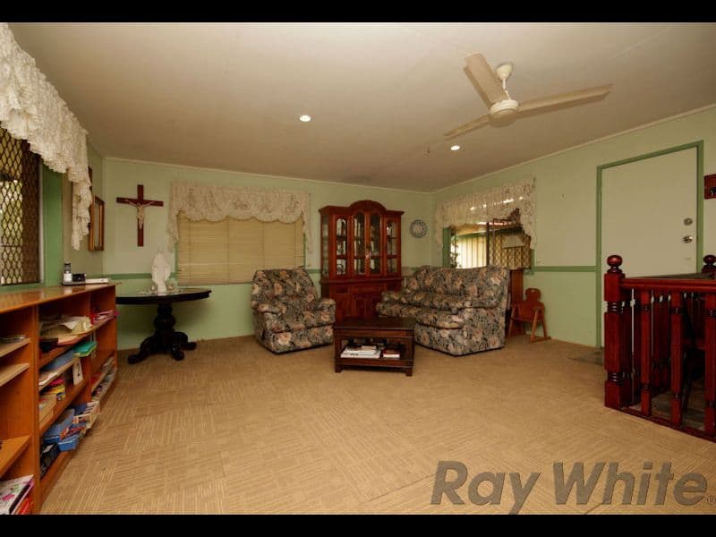 20 Dorsey Crescent, Bundamba QLD 4304, Bundamba - Thumbnail 2