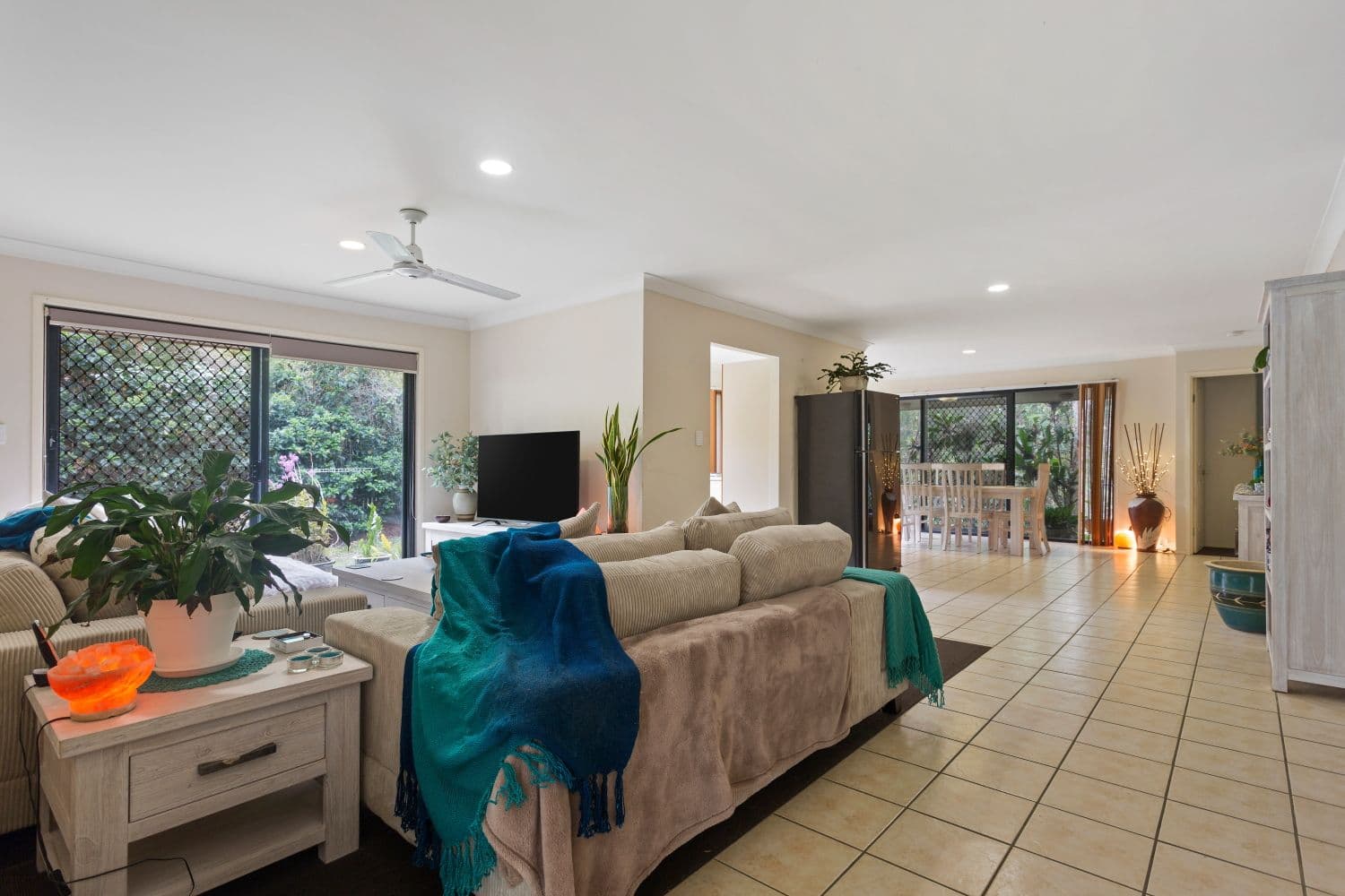 17 Applegum Street, Noosaville QLD 4566, Noosaville - Image 1