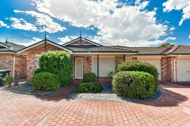 10 Azalea Place, Macquarie Fields NSW 2564, Macquarie Fields - Image 1