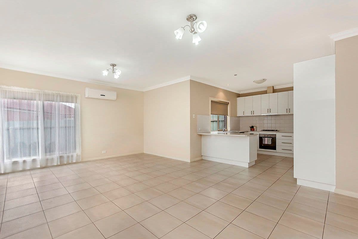 6 Schomberg Place, Warrnambool VIC 3280, Warrnambool - Thumbnail 3