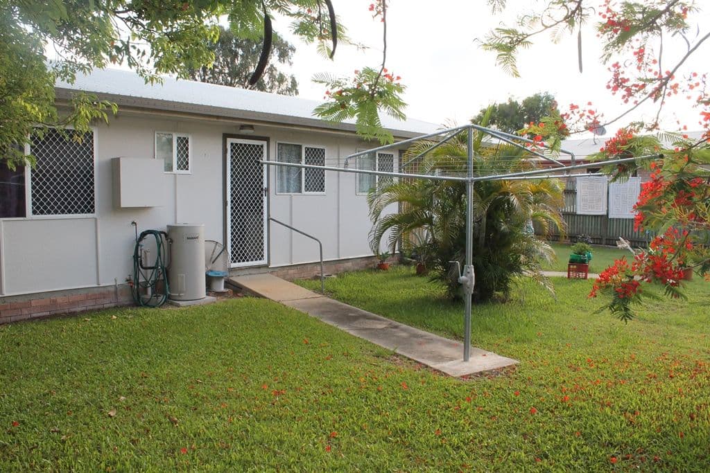 18 Hargreaves Street, Bundaberg South QLD 4670, Bundaberg South - Thumbnail 7